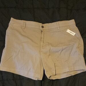 Goodthreads Men's Flat Front Shorts in Tan